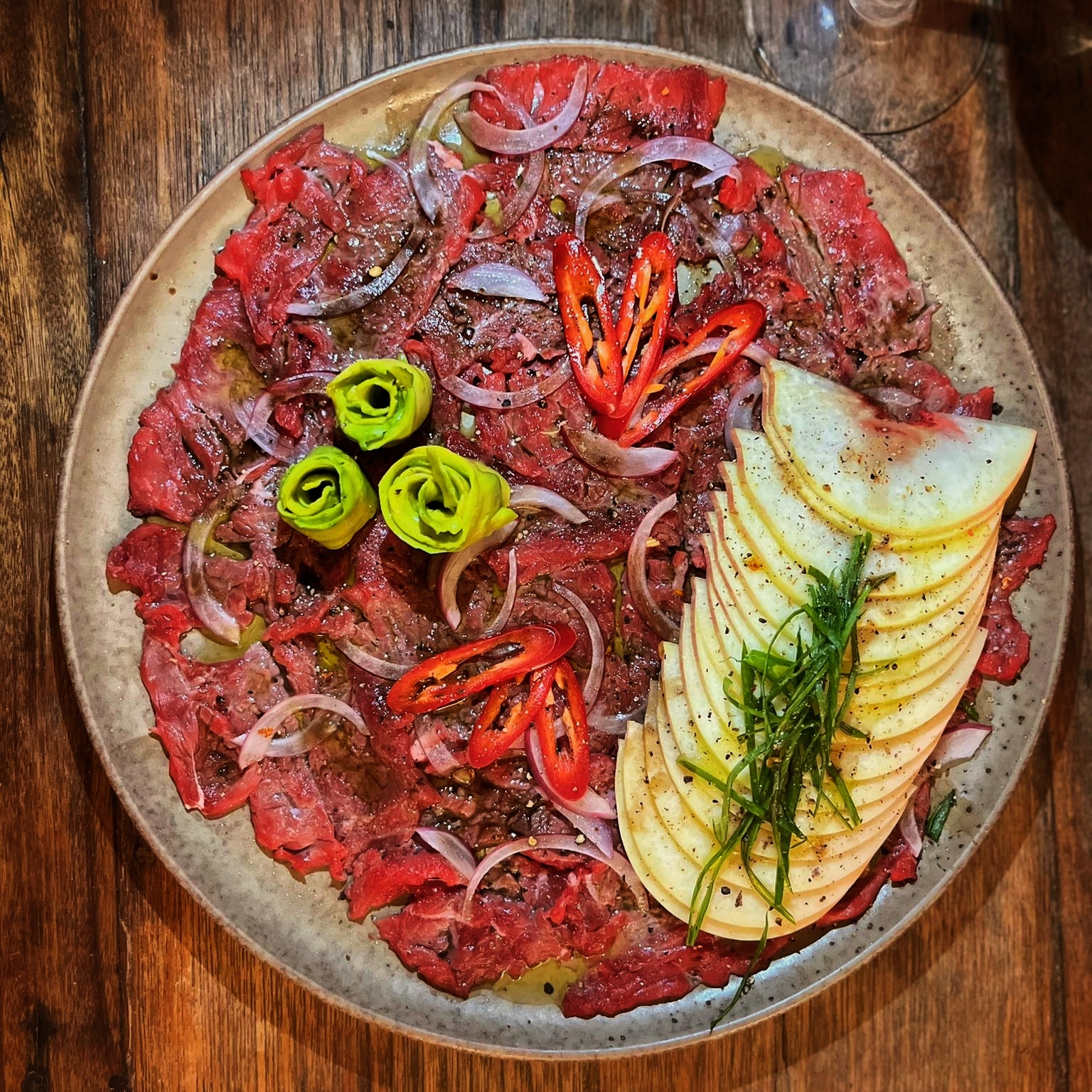 תמונה 2 של FINE; food • people
